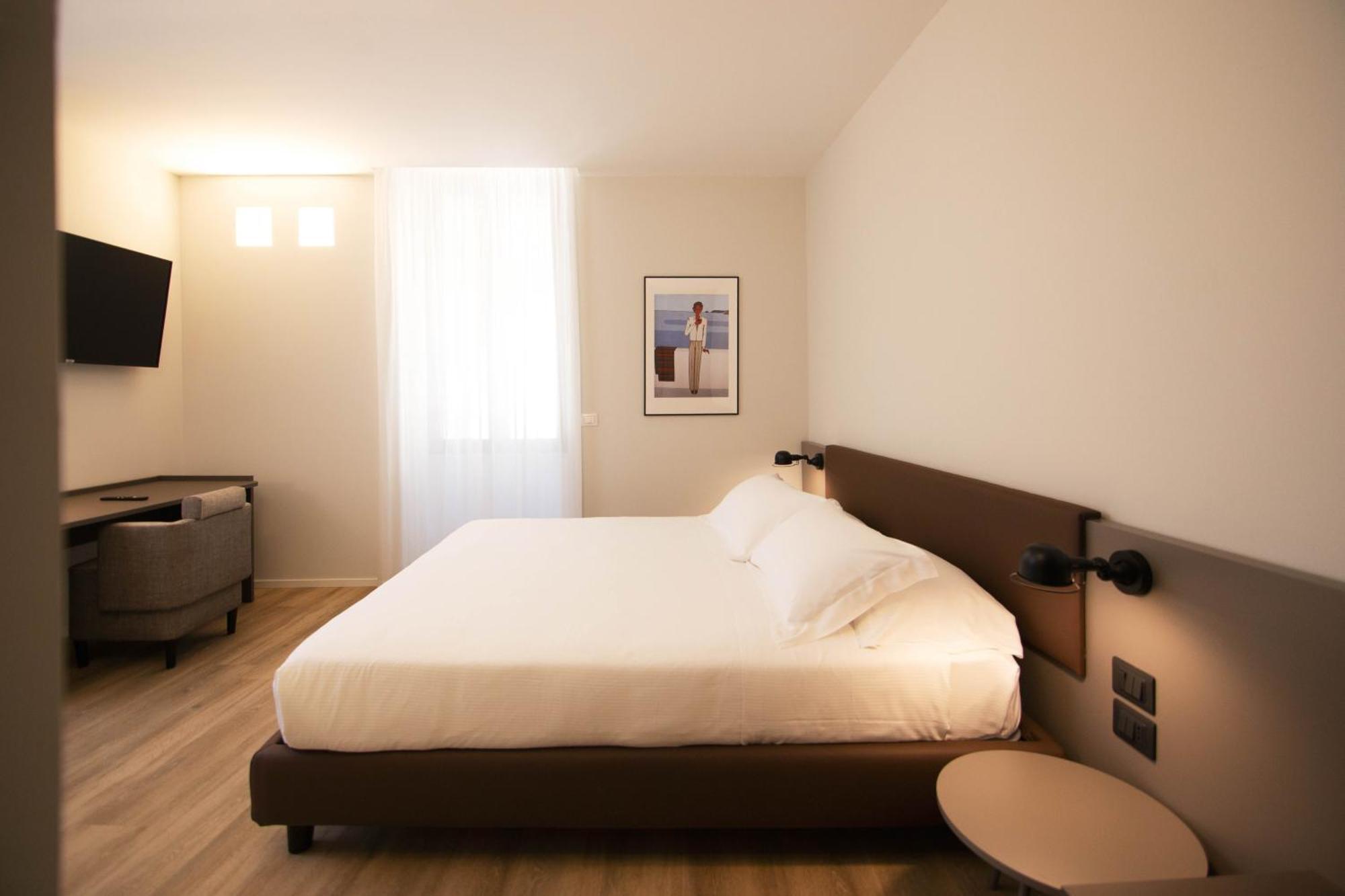 Palazzo Bellocchi - Suites & Apartments Brindisi Zimmer foto